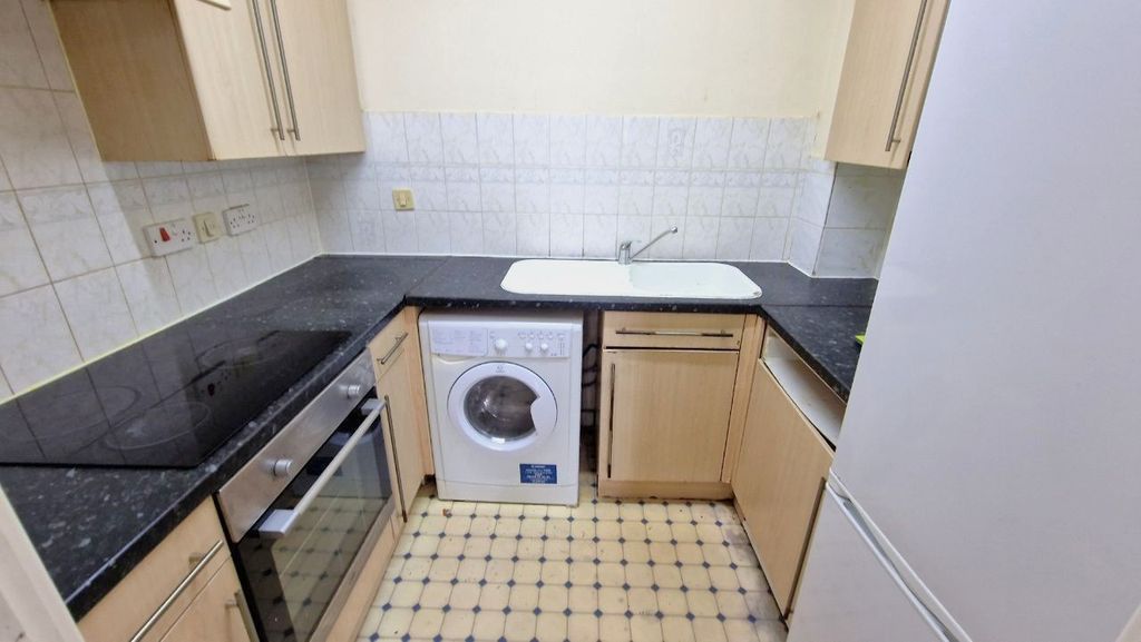 Property photo 2 of 5