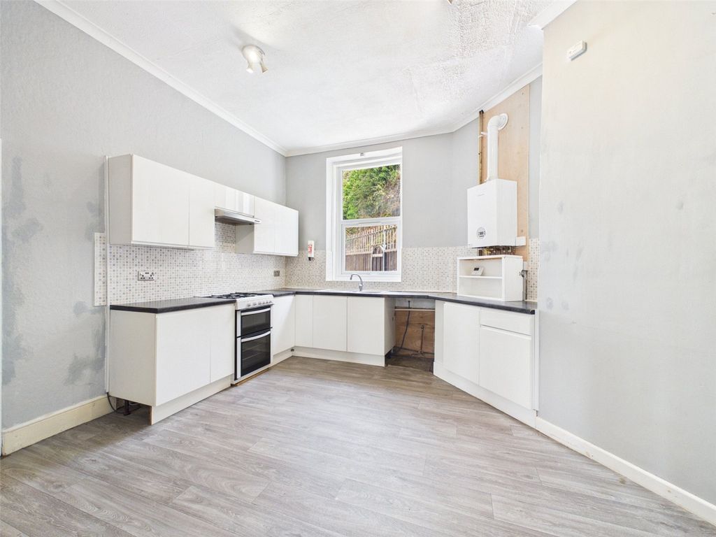 Property photo 2 of 10 Picture No. 03