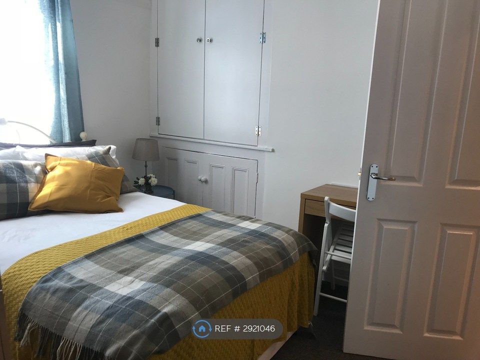 Property photo 3 of 8