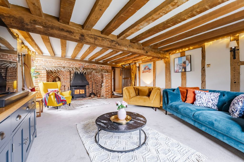 Property photo 2 of 30