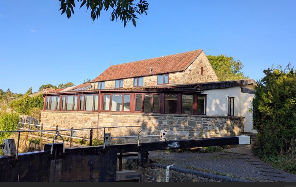 Property photo 3 of 38 The Old Mill Studios, Mead Lane, Saltford, Bristol Bs31 3Er