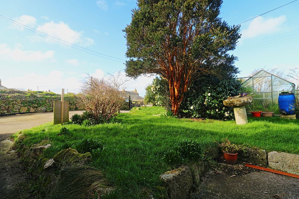 Property photo 3 of 19