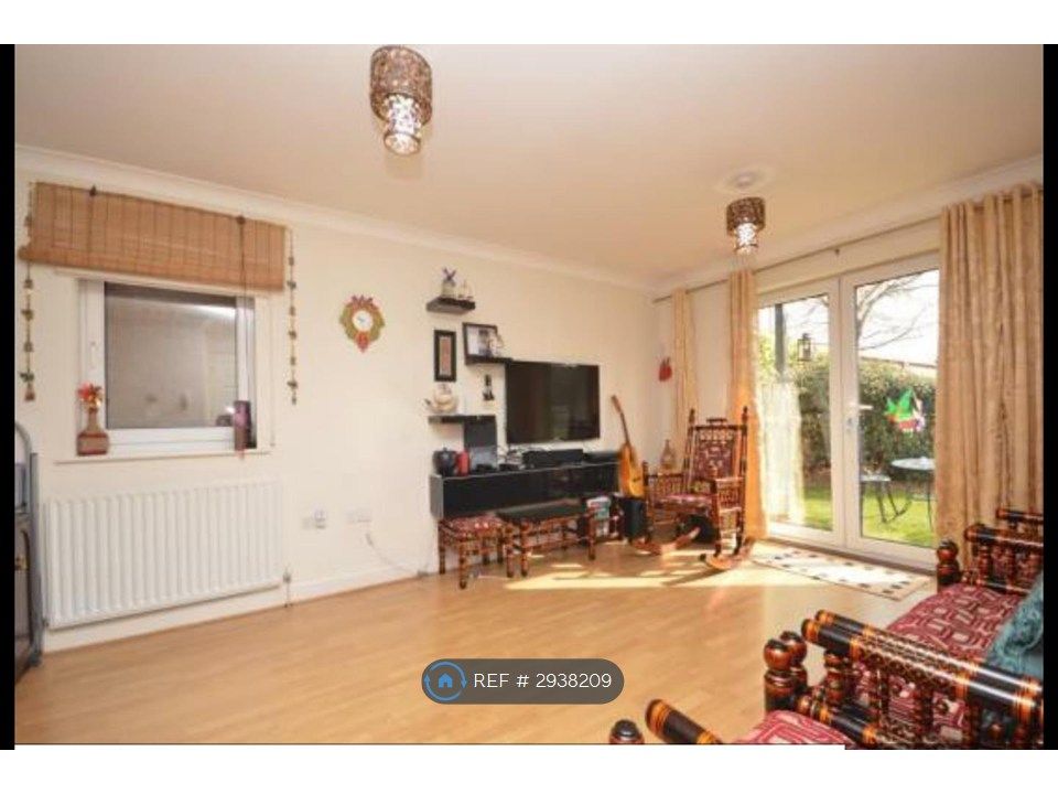 Property photo 2 of 8 Reception Room