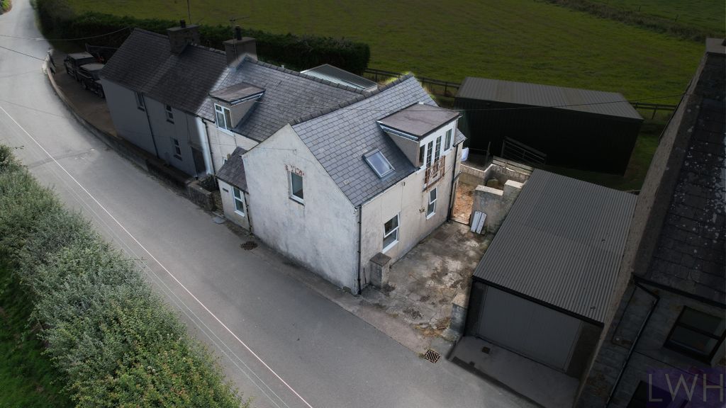 Property photo 3 of 17 3