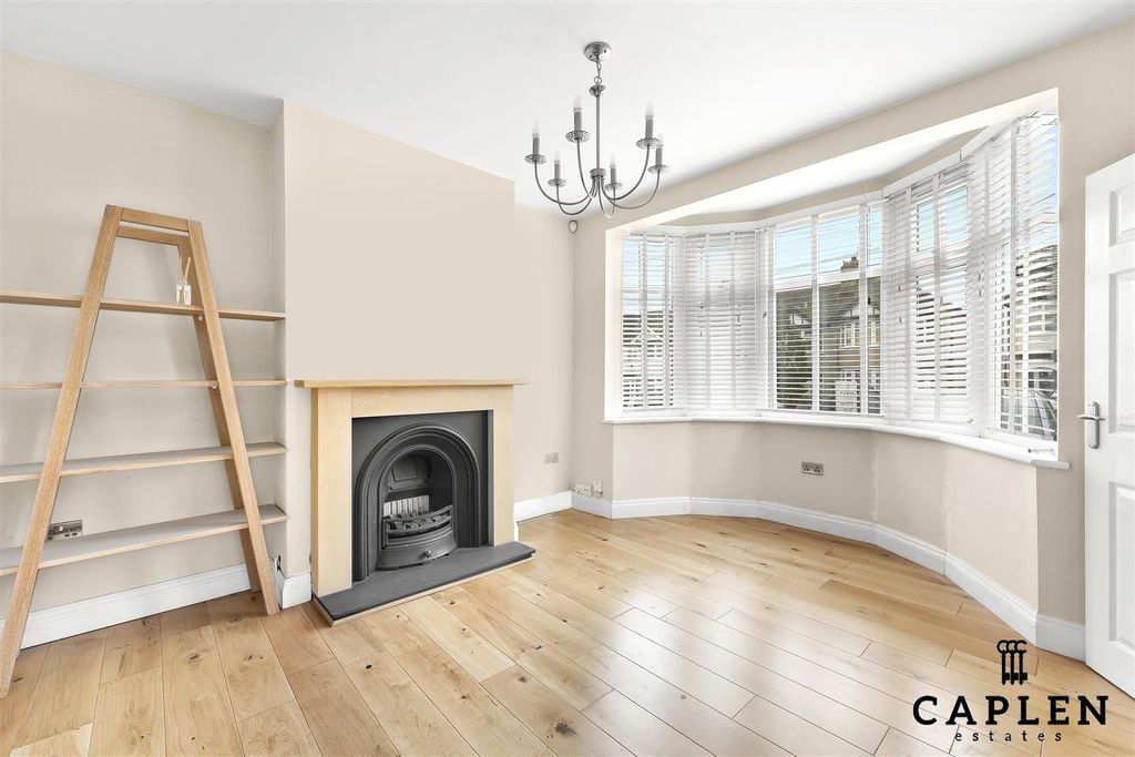 Property photo 2 of 17 4D4A4551.Jpg