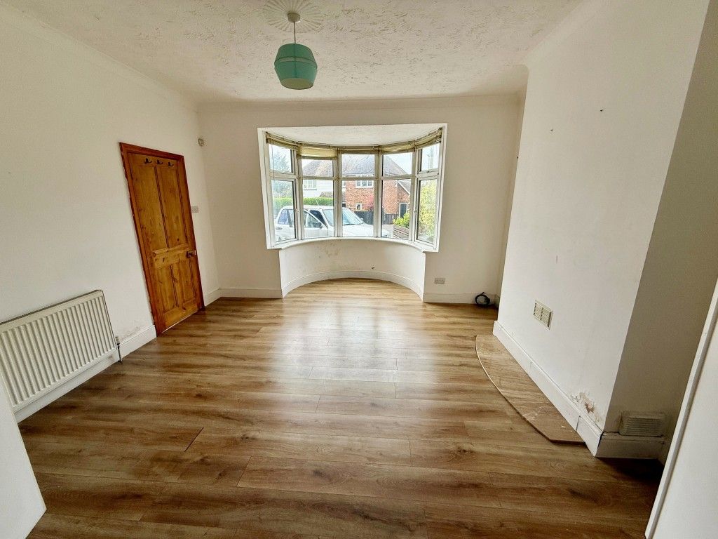 Property photo 2 of 13 Living Room With Bay Window