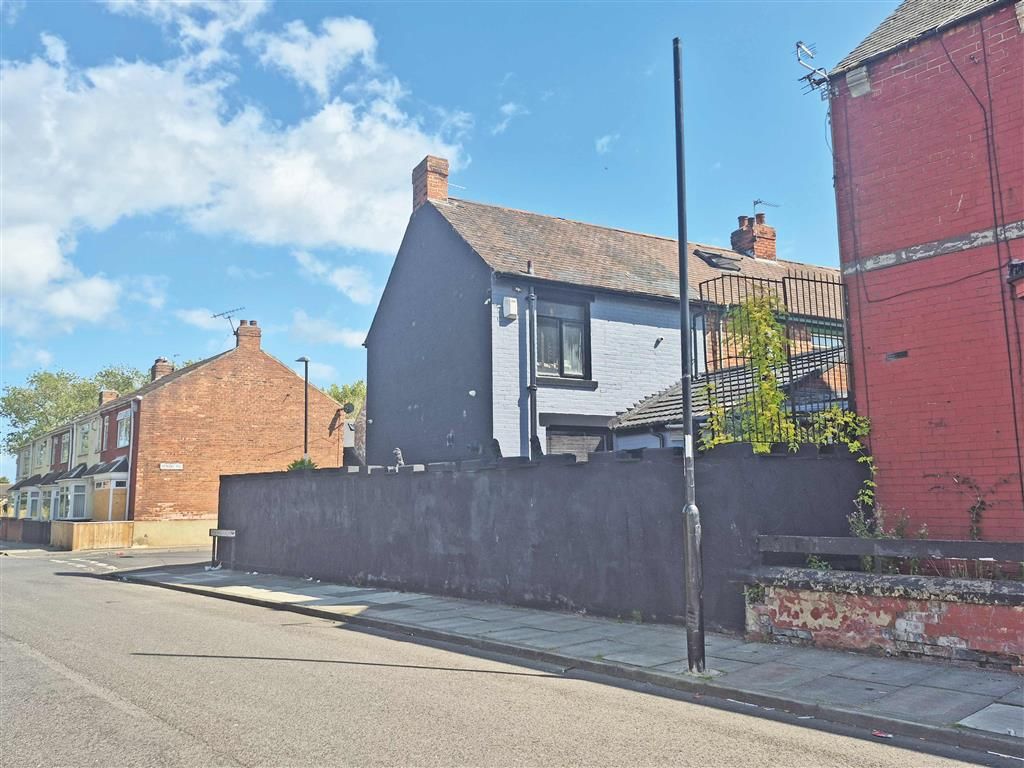 Property photo 2 of 5