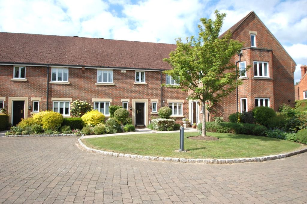 Property photo 1 of 27 Picture No. 52