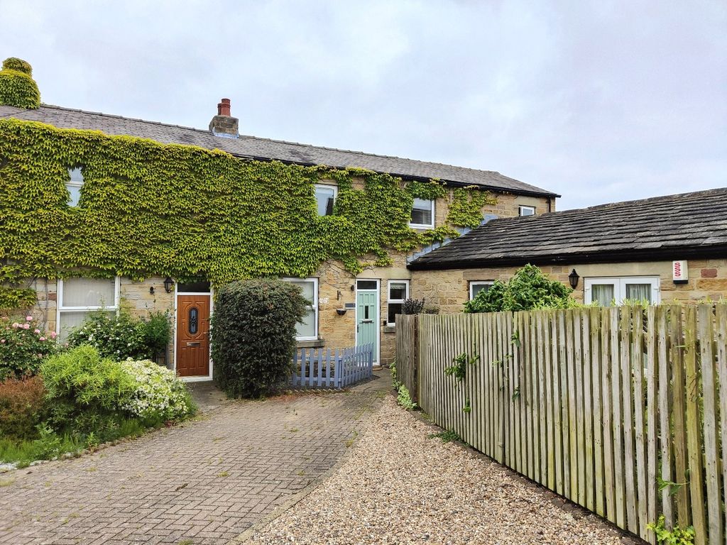 Property photo 1 of 17 Picture No. 01