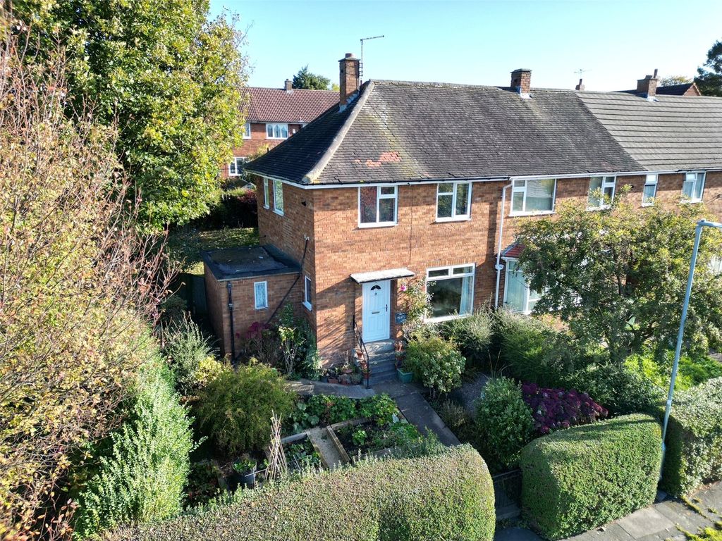 Property photo 1 of 16 Picture No. 12