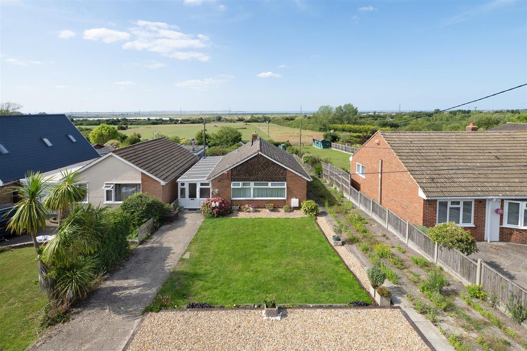 Property photo 2 of 15 Dargate Road, Yorkletts, Whitstable