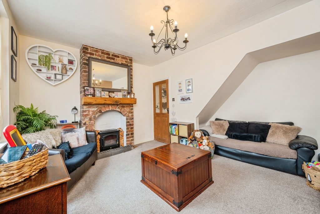 Property photo 3 of 21 Pbox-Img.Jpg