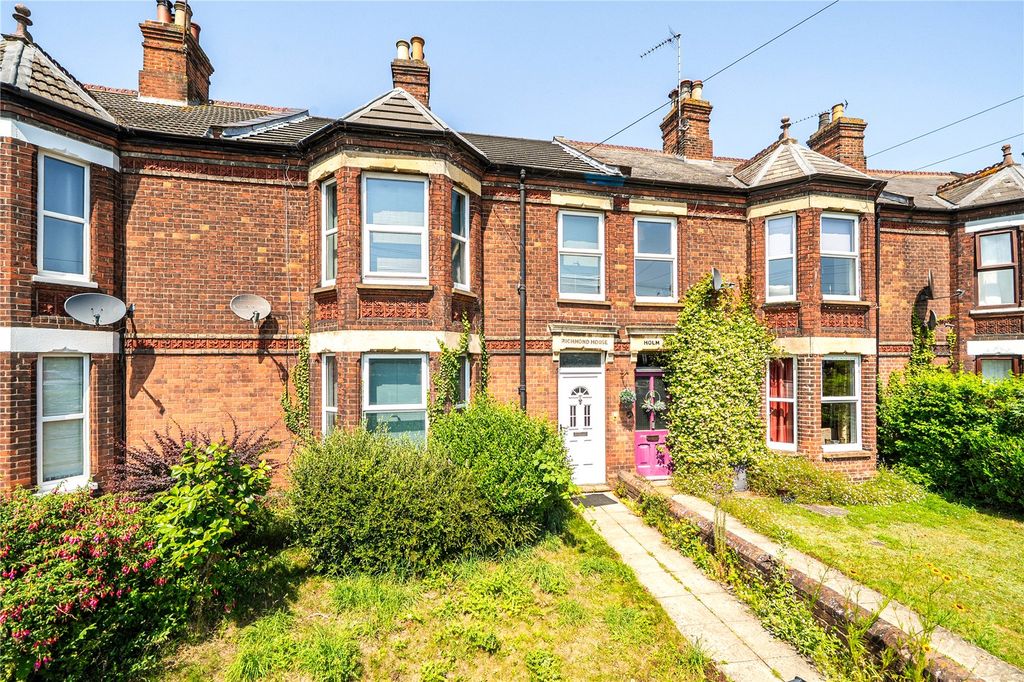 Property photo 1 of 19 Picture No. 01