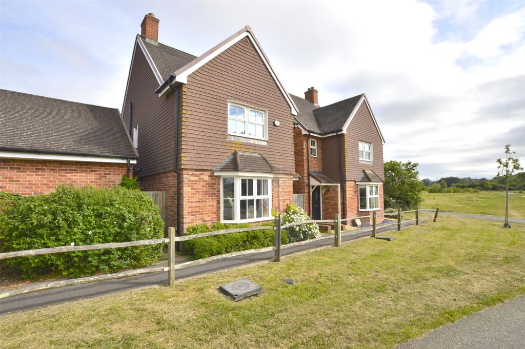 Property photo 3 of 17 External