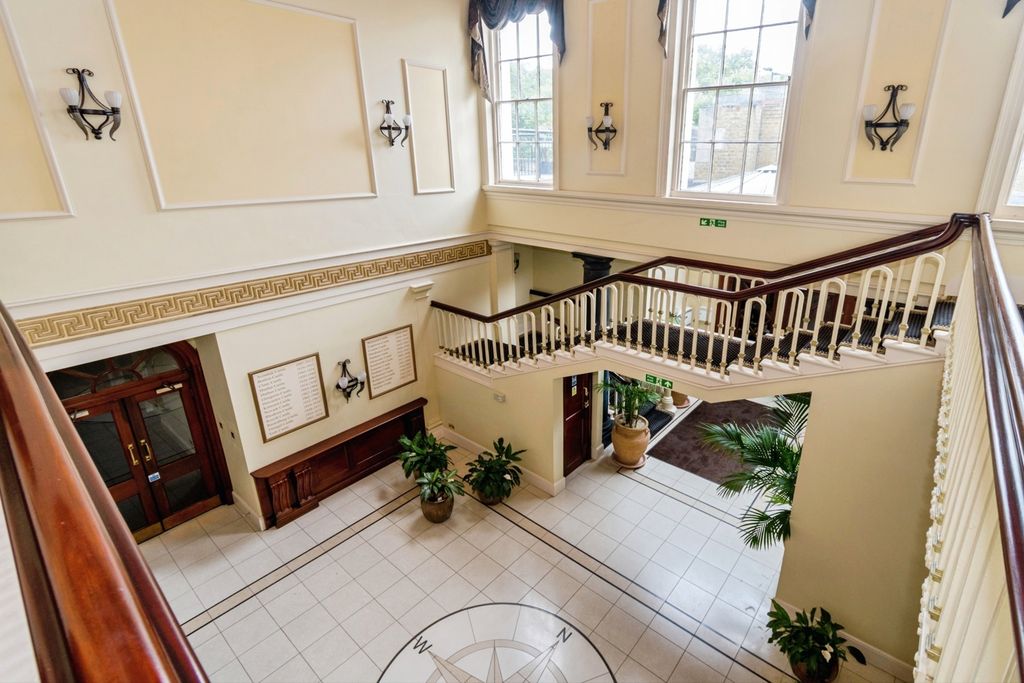 Property photo 2 of 15 Photo