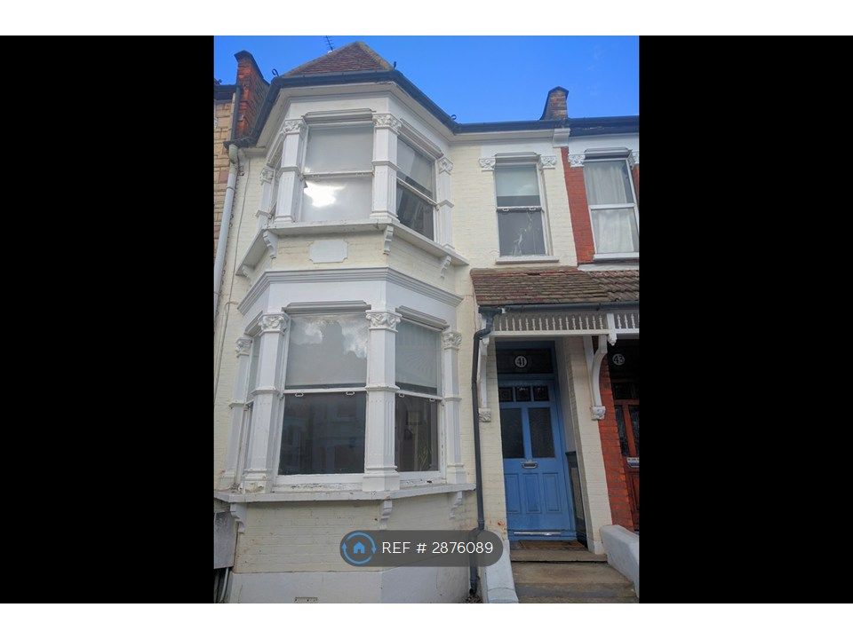 Property photo 2 of 10 Front Of House