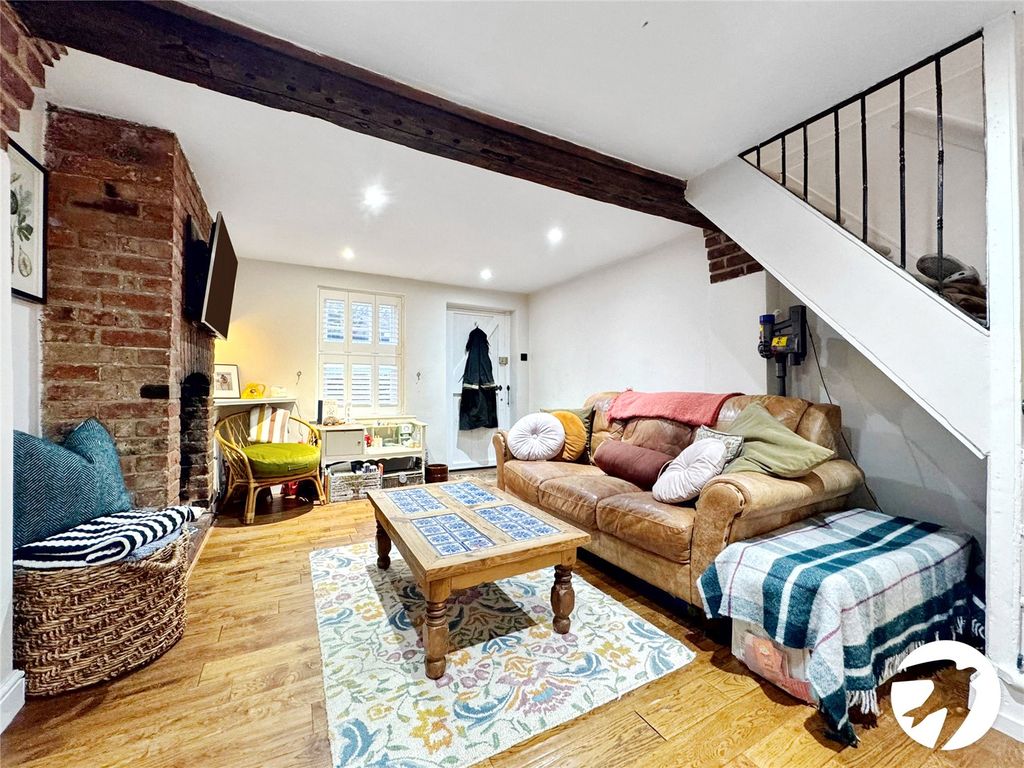 Property photo 2 of 17 Picture 2