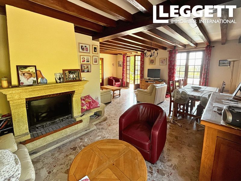 Property photo 3 of 10