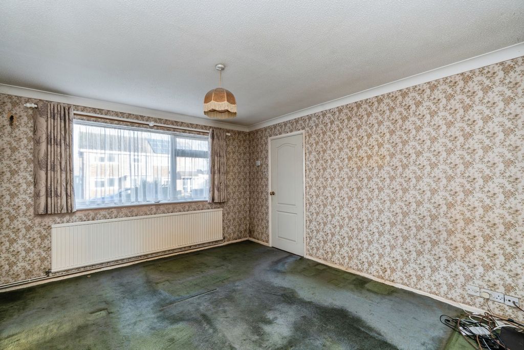 Property photo 3 of 15 Pbox-Img.Jpg