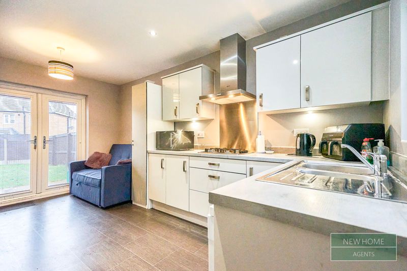 Property photo 3 of 17 Photo 12