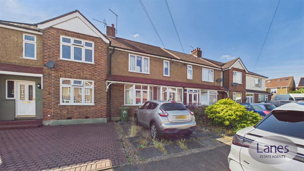 Property photo 1 of 10 Cam04248G0-Pr0157-Still010.Jpg