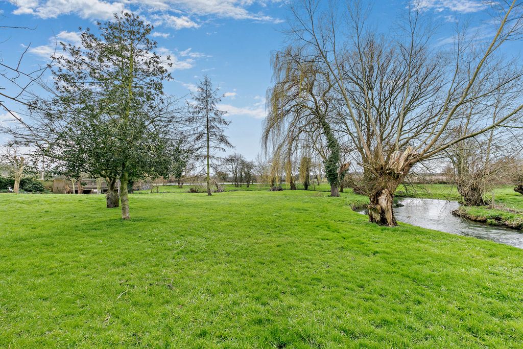 Property photo 2 of 20 Rear Garden