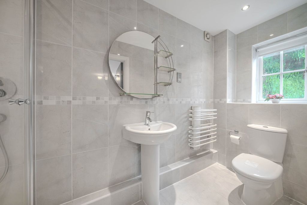 Property photo 3 of 13 Picture No. 14