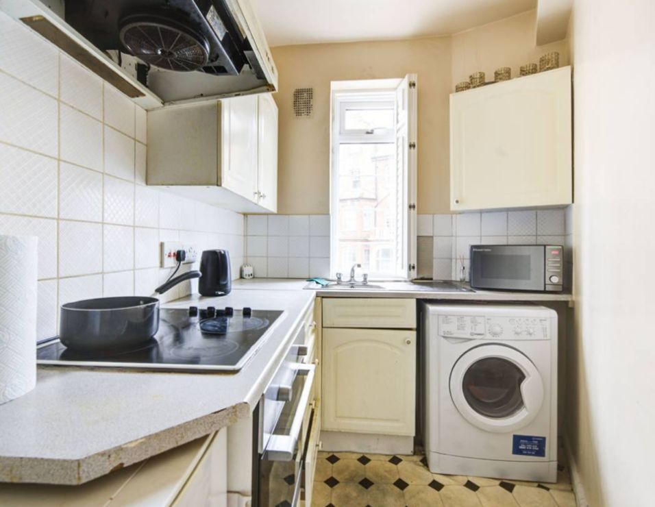 Property photo 2 of 3