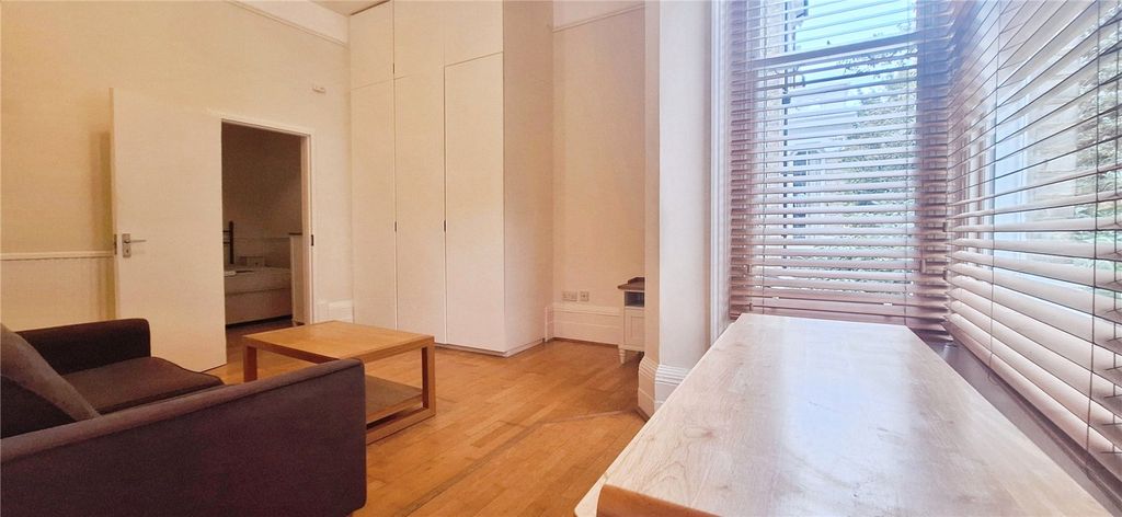 Property photo 2 of 10 Reception Room
