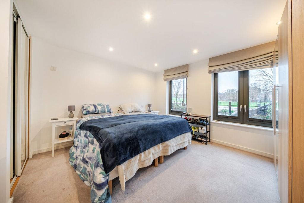 Property photo 3 of 24 Picture No. 41