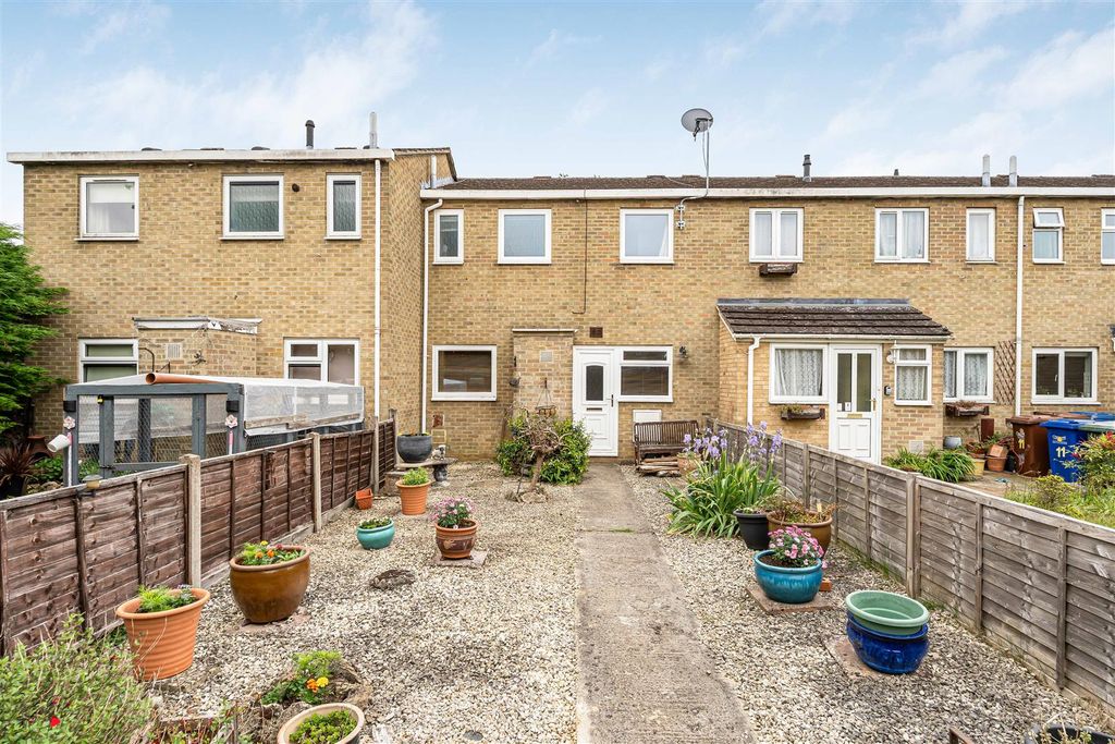 Property photo 1 of 16 13_82564.Jpg