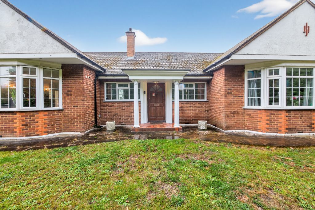 Property photo 1 of 21