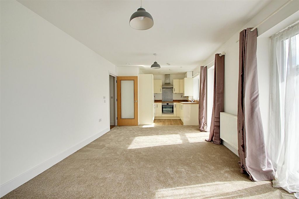 Property photo 2 of 14 Kitchen Reception Room.Jpg