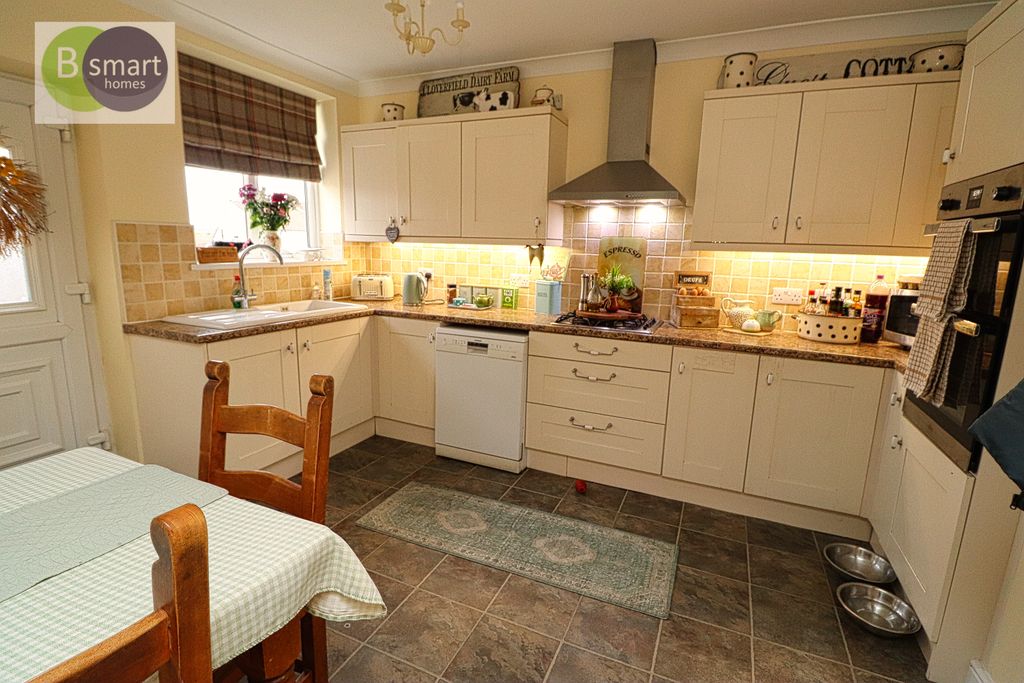 Property photo 2 of 22 Img_2778