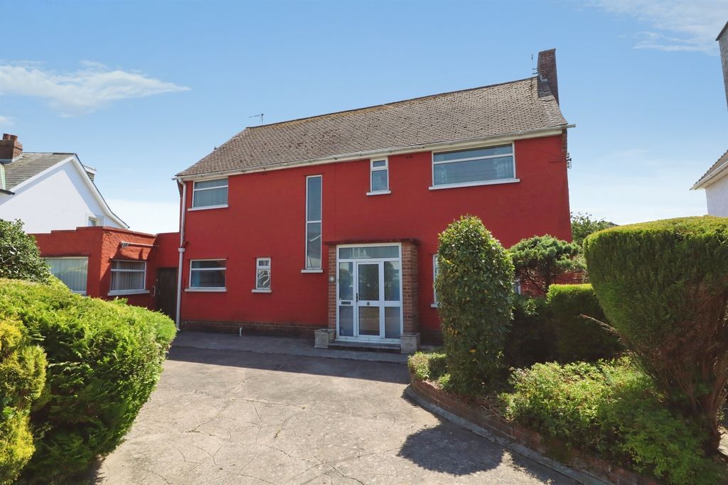 Property photo 1 of 23