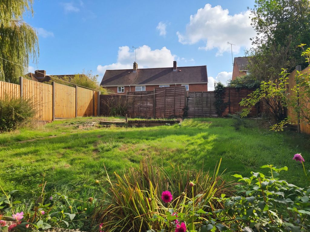 Property photo 2 of 23