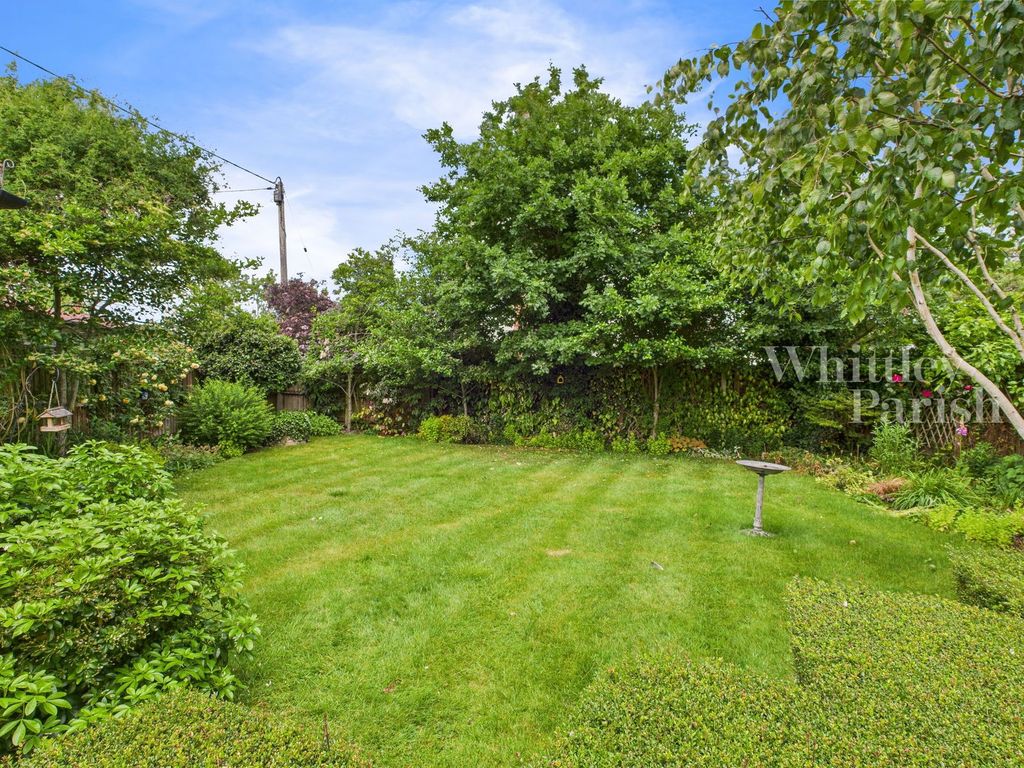 Property photo 2 of 24
