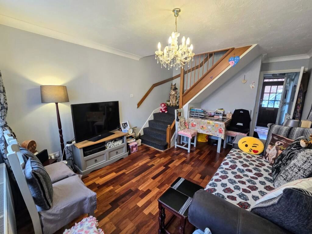 Property photo 2 of 9