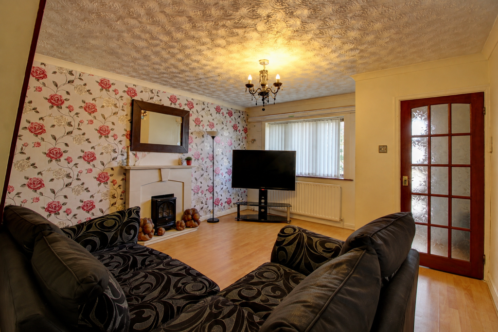 Property photo 3 of 12 3