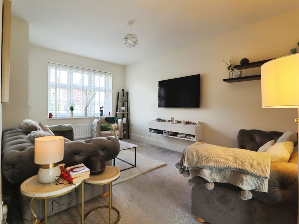 Property photo 3 of 19