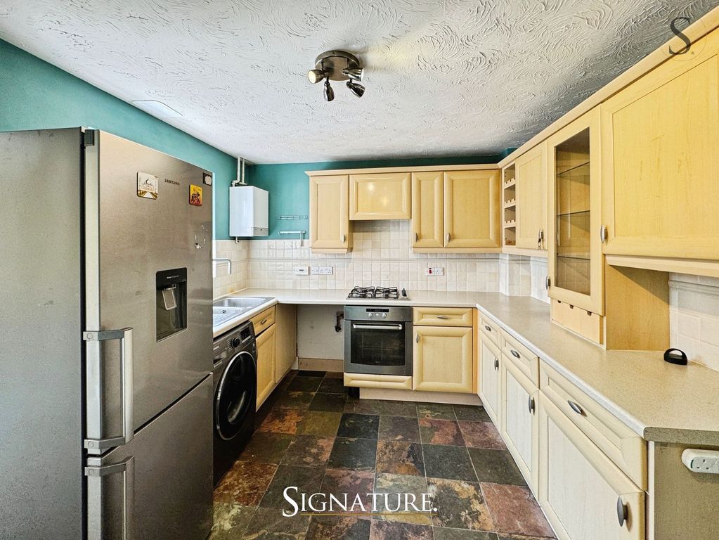 Property photo 3 of 16