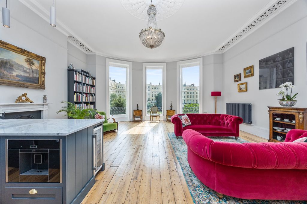 Property photo 2 of 20 Picture No. 26