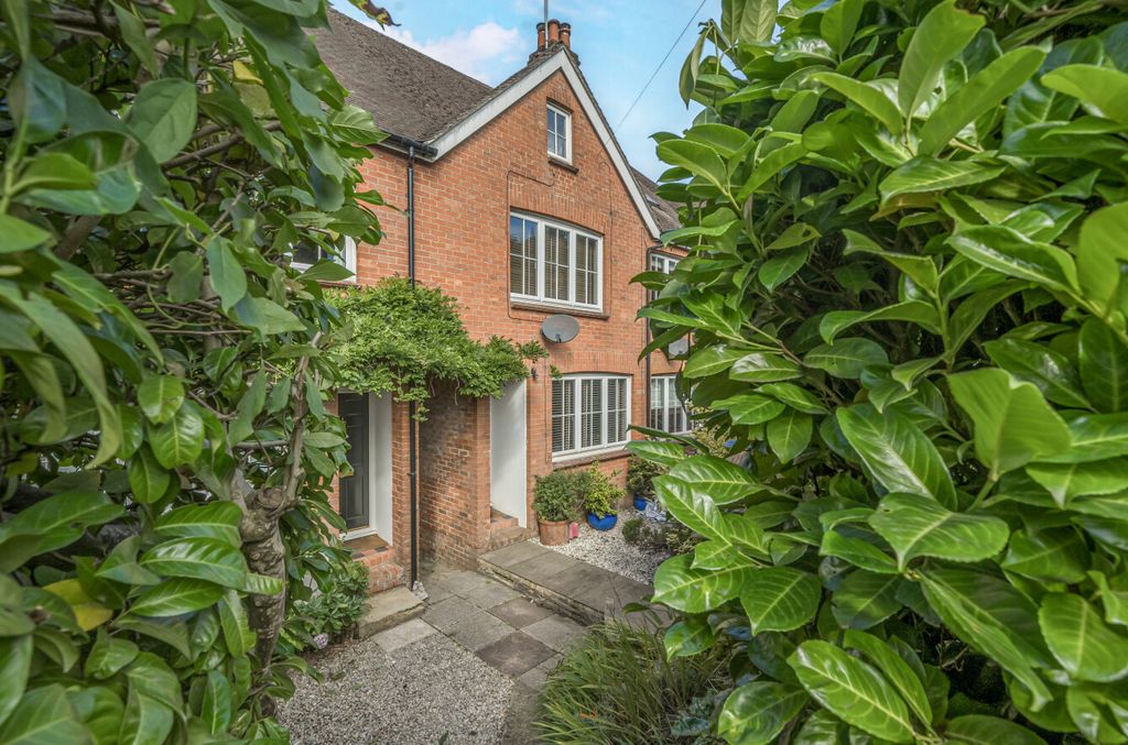Property photo 1 of 17 1349199-2-68Bff52...