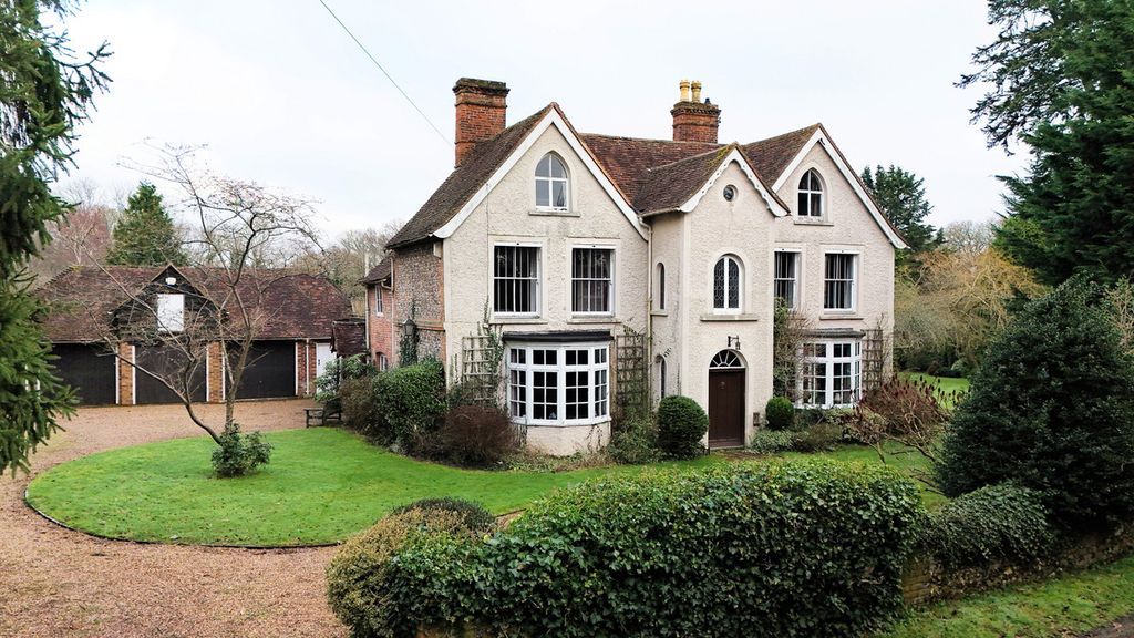 Property photo 1 of 36