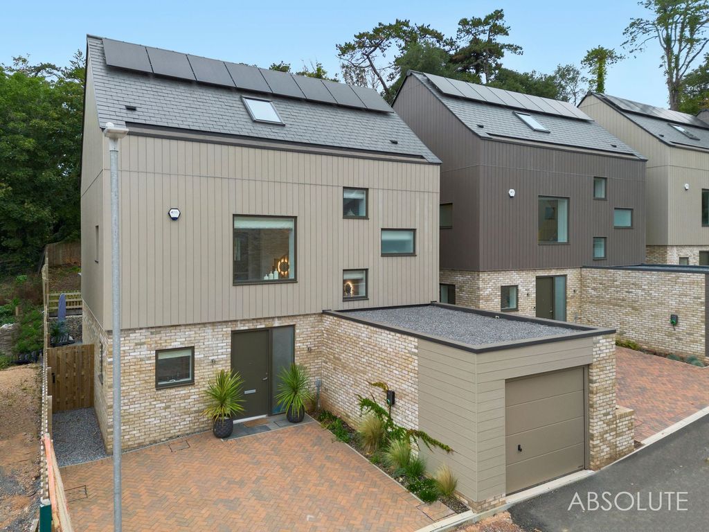 Property photo 1 of 55