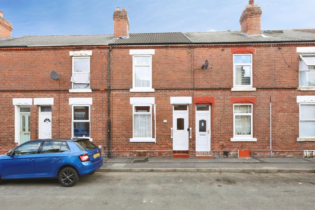 Property photo 1 of 11