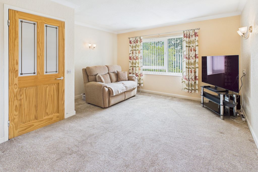Property photo 2 of 16 Cam05134G0-Pr0042-Still006