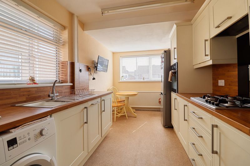 Property photo 2 of 10 Kitchen/Diner
