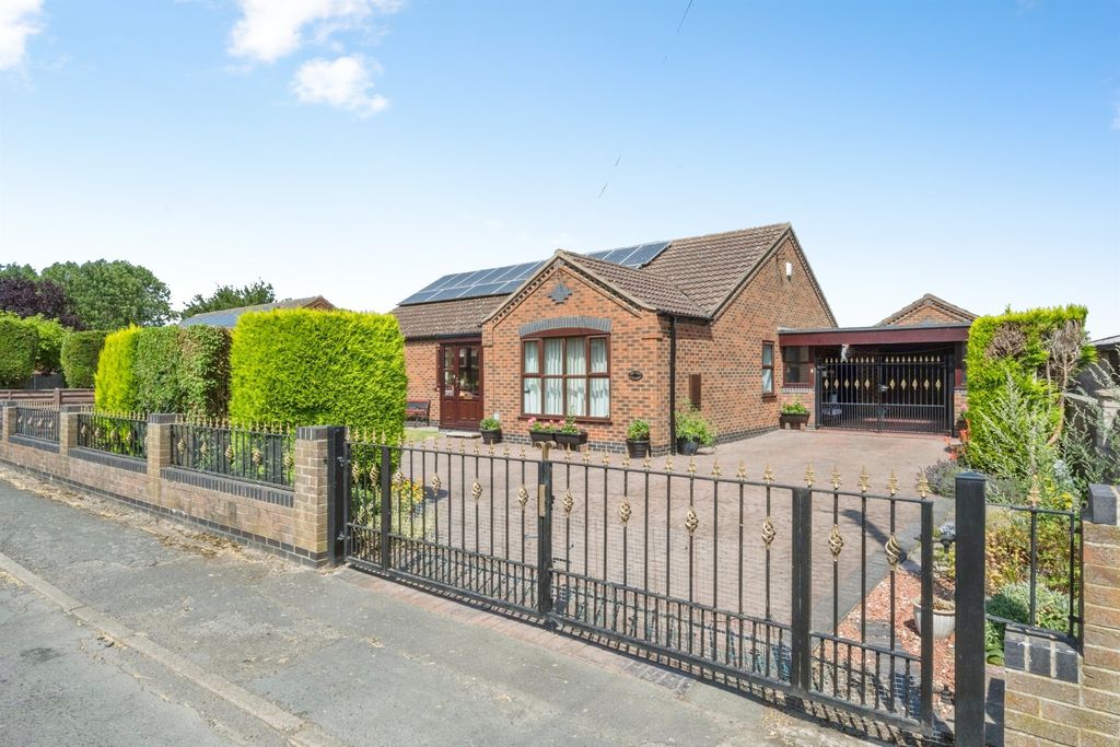 Property photo 1 of 16
