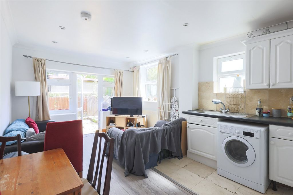 Property photo 3 of 11 Picture No. 08